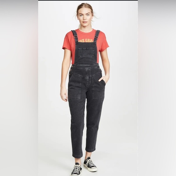Rebecca Minkoff Pants - Rebecca Minkoff Black Denim Overalls Jeans
Bib Skinny Leg Adjustable Straps